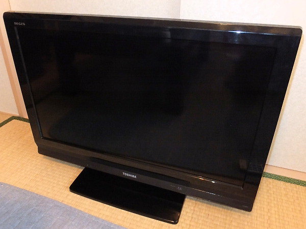 東芝 32型液晶テレビ レグザ 32A9000」を大阪市淀川区で買取(8月19日 